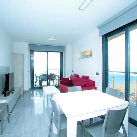 Near & Train Station Apartment *