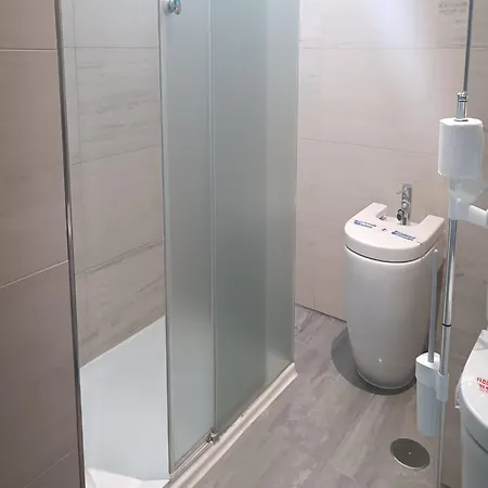 Apartment Near & Train Station *
