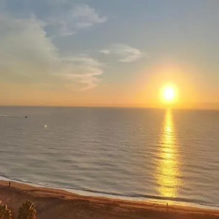 Near & Train Station Apartment Fuengirola